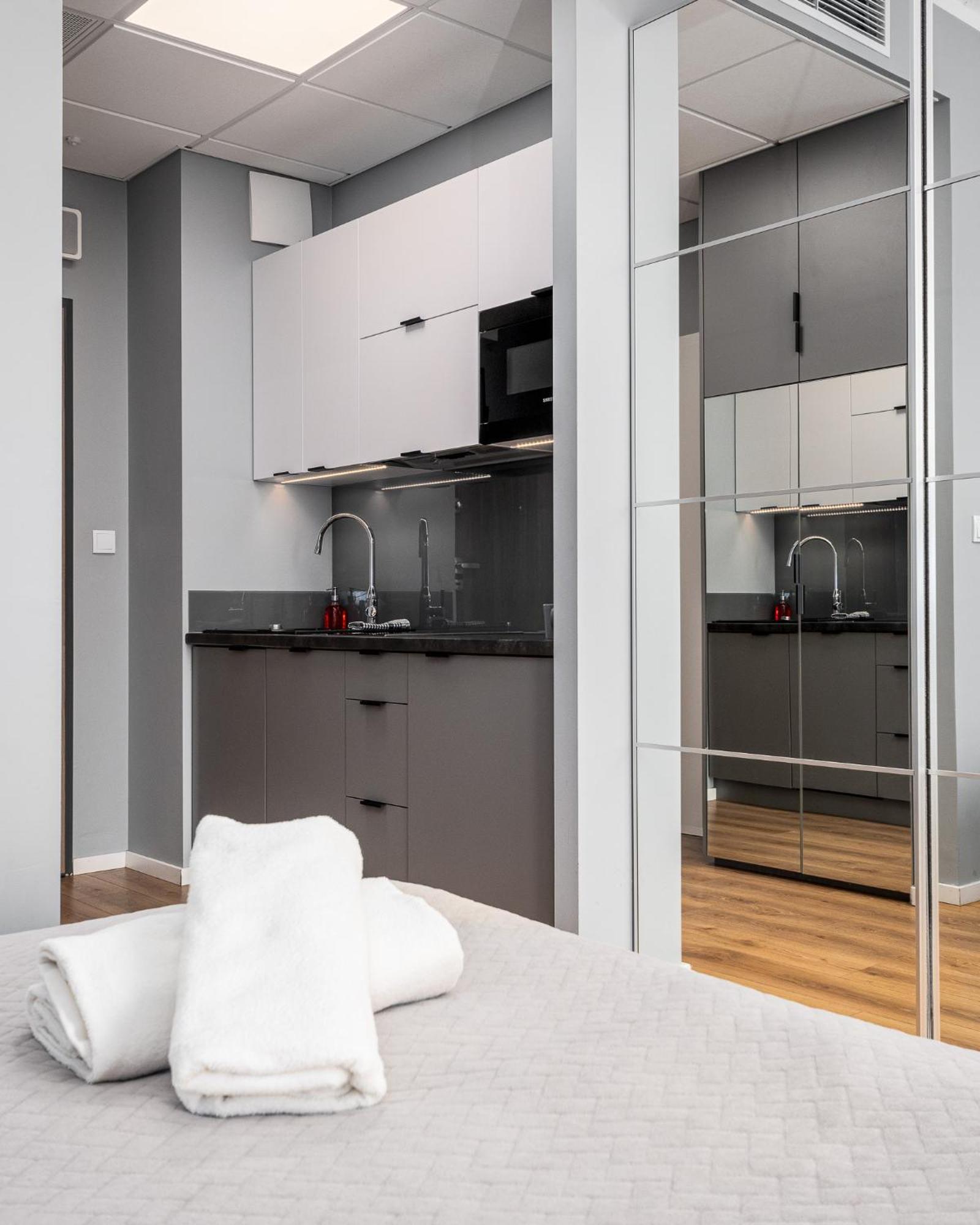 Prymasa Tysiaclecia 83A City Center View Free Garage By Perfect Apart 920 Warsaw Ngoại thất bức ảnh